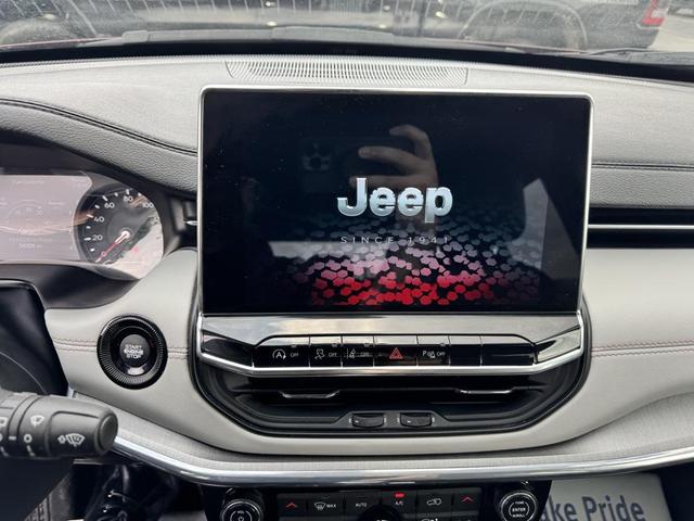 Photo of 2022 Velvet Red Pearlcoat Jeep Compass