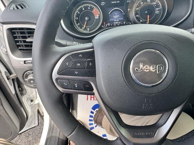 Photo of 2021 Bright White Clearcoat Jeep Cherokee