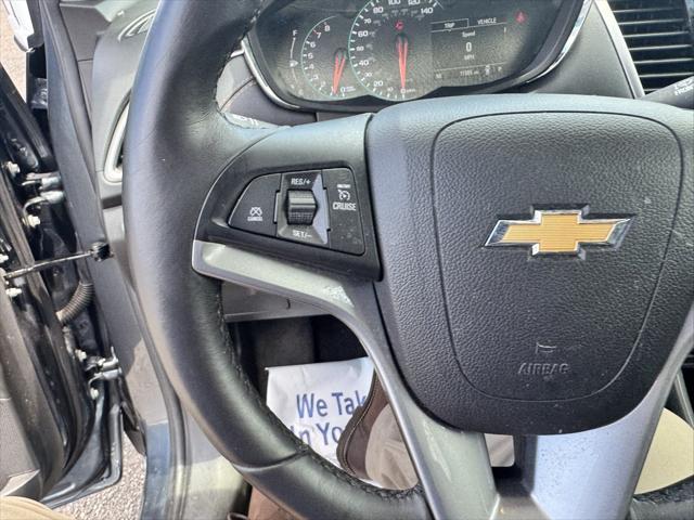 Photo of 2022 Shadow Gray Metallic Chevrolet Trax