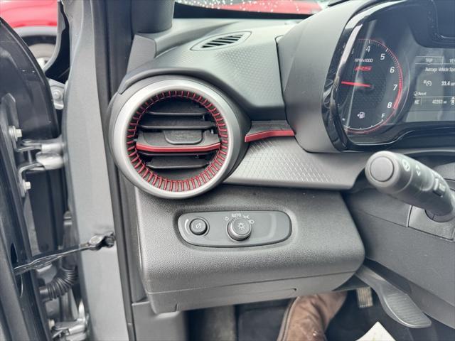 Photo of 2024 Sterling Gray Metallic Chevrolet Trax
