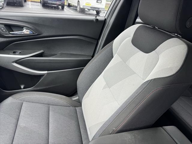 Photo of 2024 Sterling Gray Metallic Chevrolet Trax