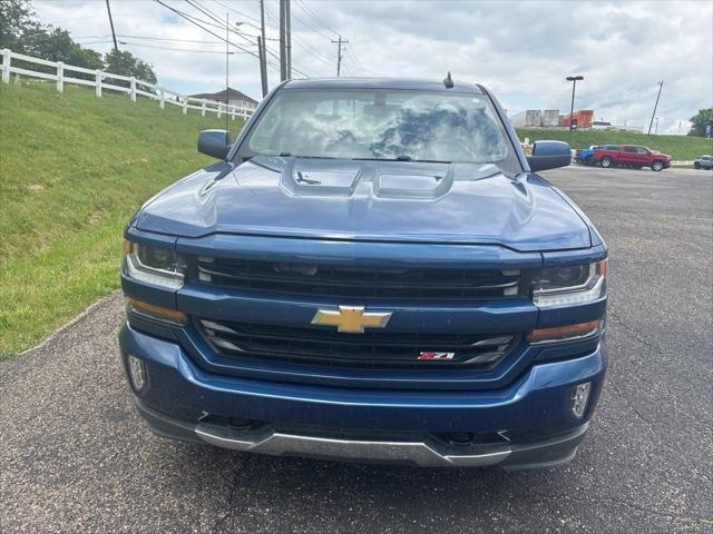 Photo of 2017 Deep Ocean Blue Metallic Chevrolet Silverado 1500