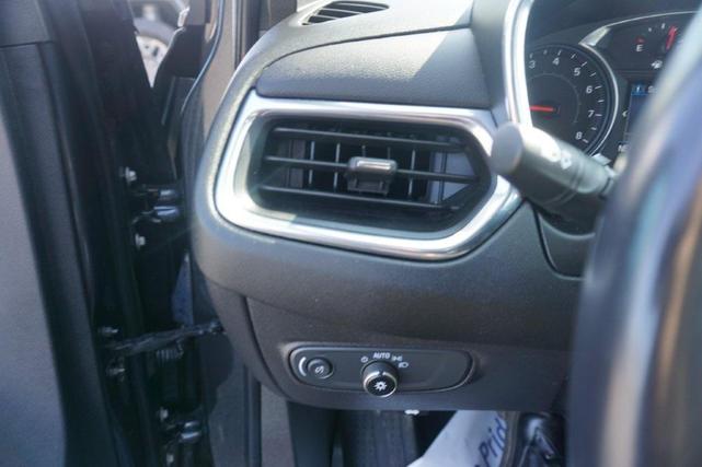 Photo of 2022 Iron Gray Metallic Chevrolet Equinox