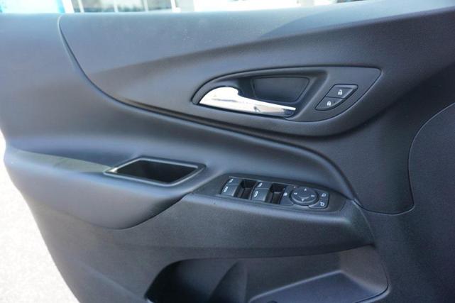 Photo of 2022 Iron Gray Metallic Chevrolet Equinox