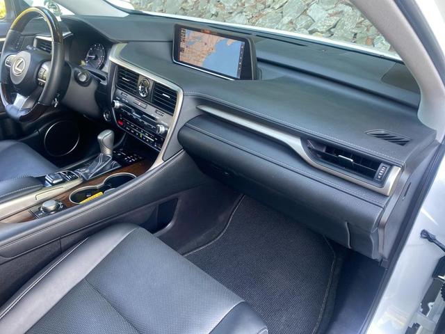 Photo of 2018 Sonic Quartz Pearl Lexus RX 350