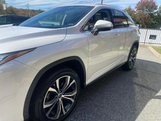 Photo of 2018 Sonic Quartz Pearl Lexus RX 350