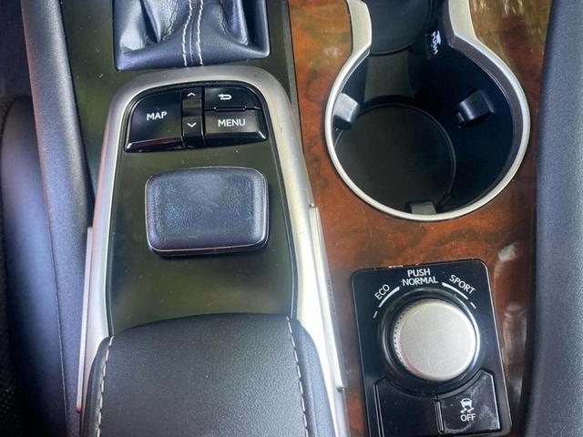 Photo of 2018 Sonic Quartz Pearl Lexus RX 350