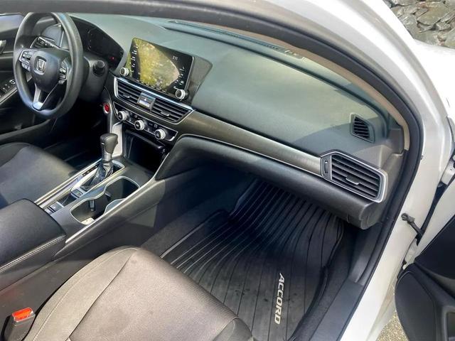 Photo of 2018 White Honda Accord