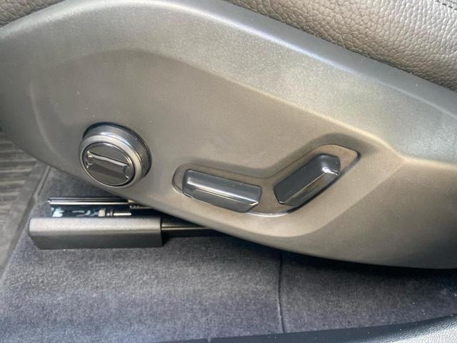 Photo of 2024 Onyx Black Volvo XC60