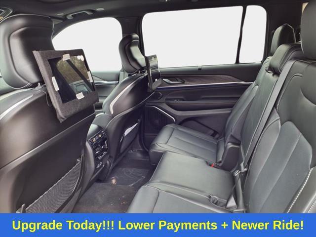 Photo of 2025 Bright White Clearcoat Jeep Grand Cherokee L