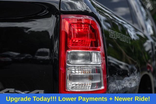Photo of 2022 Diamond Black Crystal Pearlcoat RAM 1500