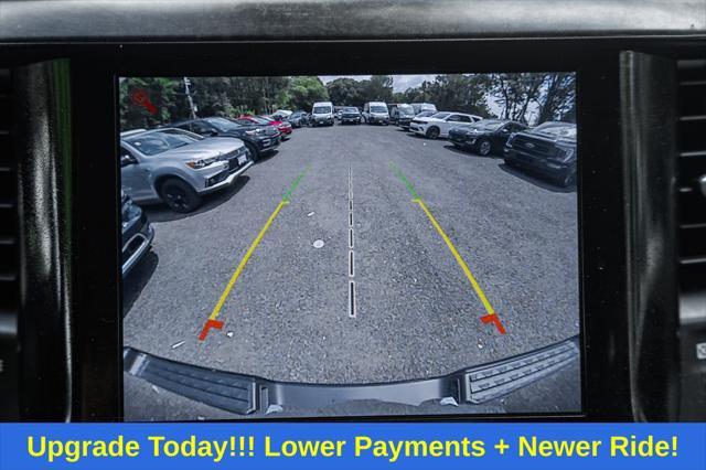 Photo of 2022 Diamond Black Crystal Pearlcoat RAM 1500