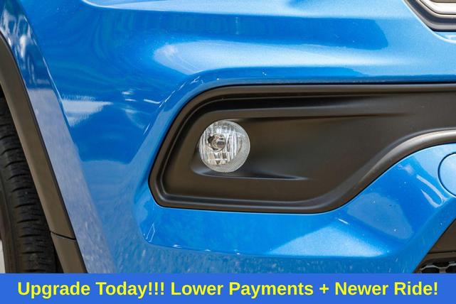 Photo of 2022 Laser Blue Pearlcoat Jeep Compass