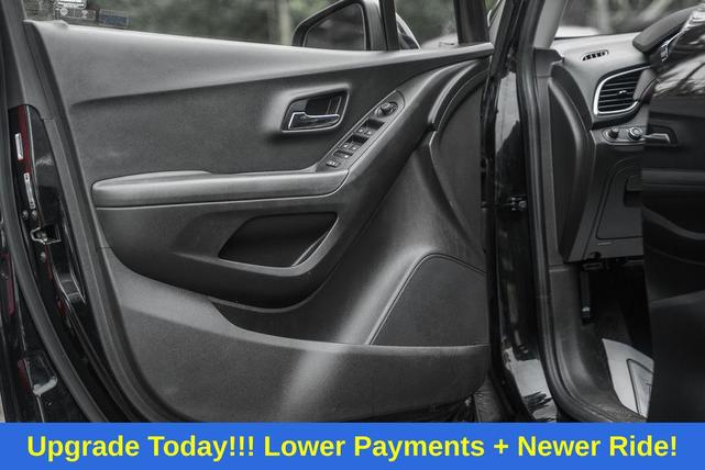 Photo of 2019 Mosaic Black Chevrolet Trax