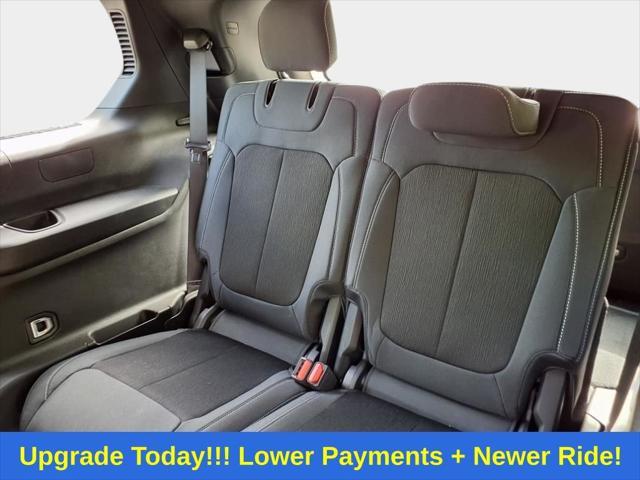 Photo of 2025 Bright White Clearcoat Jeep Grand Cherokee L
