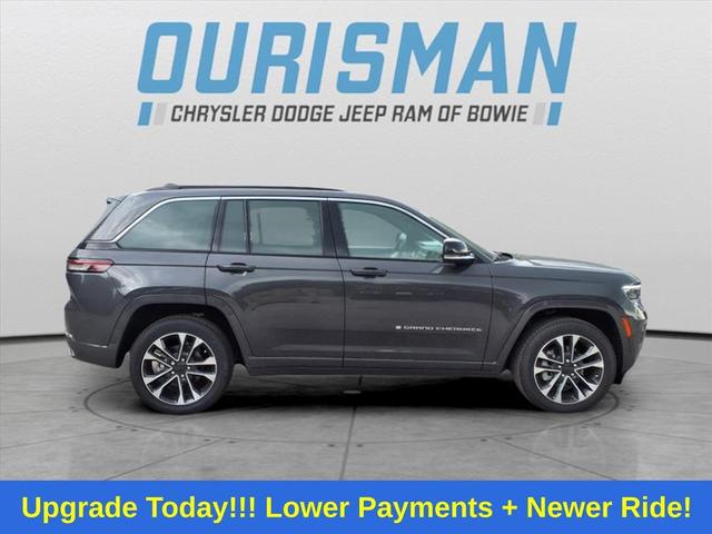 Photo of 2025 Baltic Gray Metallic Clearcoat Jeep Grand Cherokee