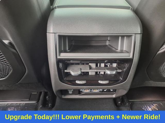 Photo of 2025 Baltic Gray Metallic Clearcoat Jeep Grand Cherokee