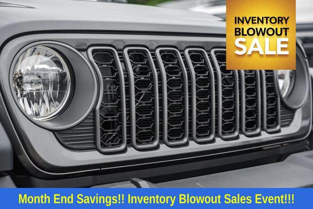 Photo of 2025 Granite Crystal Metallic Clearcoat Jeep Wrangler