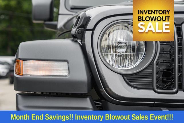 Photo of 2025 Granite Crystal Metallic Clearcoat Jeep Wrangler