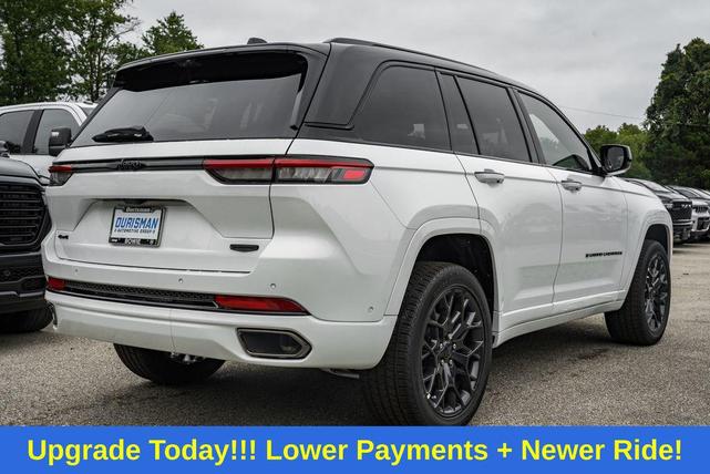 Photo of 2025 Silver Zynith Jeep Grand Cherokee L