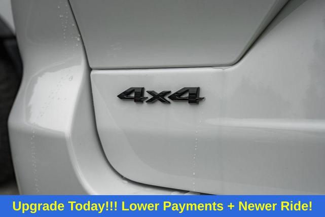 Photo of 2025 Silver Zynith Jeep Grand Cherokee L