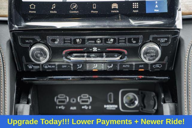 Photo of 2025 Silver Zynith Jeep Grand Cherokee L