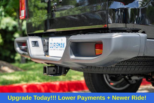 Photo of 2025 Black Clearcoat Jeep Gladiator