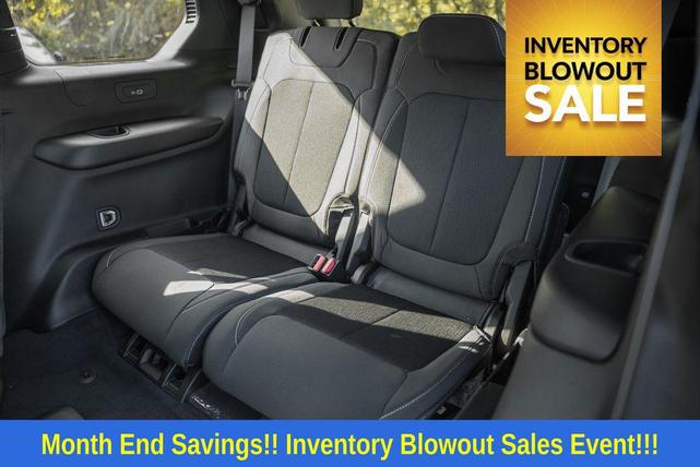 Photo of 2025 Silver Zynith Jeep Grand Cherokee L