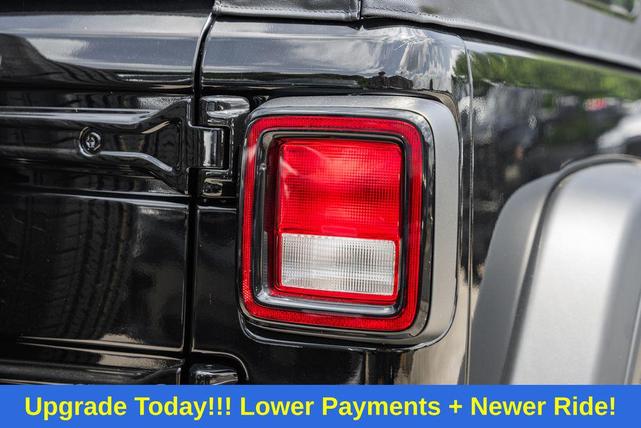Photo of 2025 Black Clearcoat Jeep Wrangler