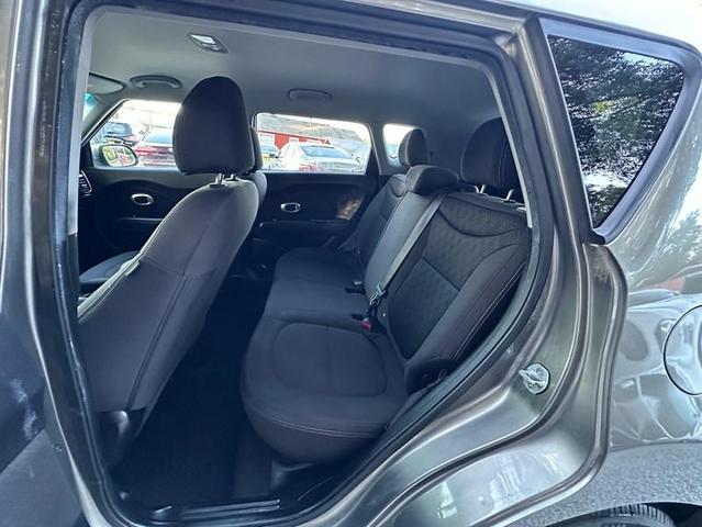 Photo of 2018 Titanium Gray Kia Soul