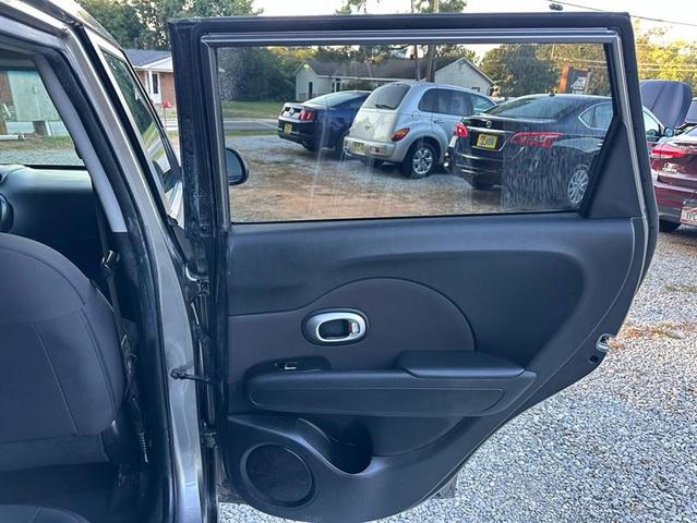 Photo of 2018 Titanium Gray Kia Soul