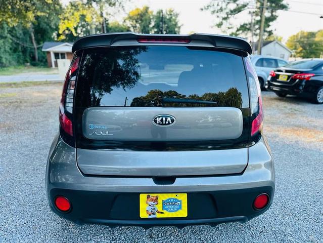 Photo of 2018 Titanium Gray Kia Soul