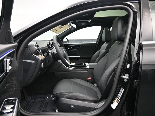 Photo of 2025 Black Mercedes-Benz C-Class