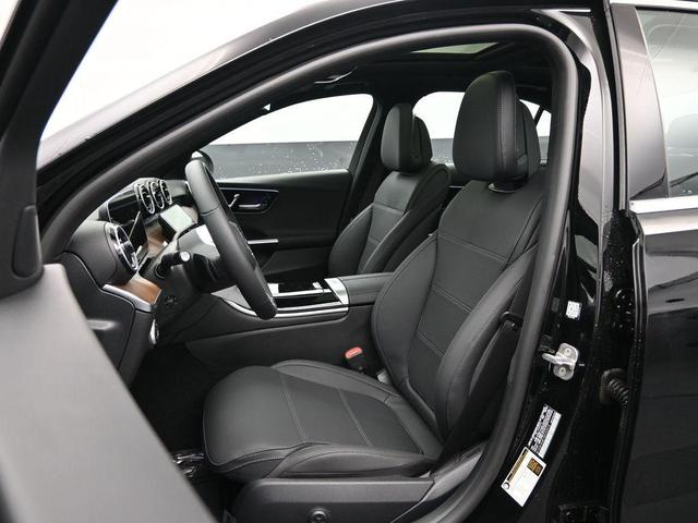 Photo of 2025 Black Mercedes-Benz C-Class