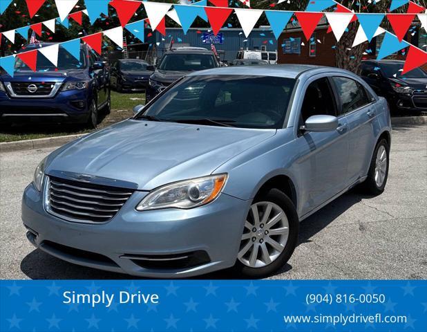 2013 Chrysler 200