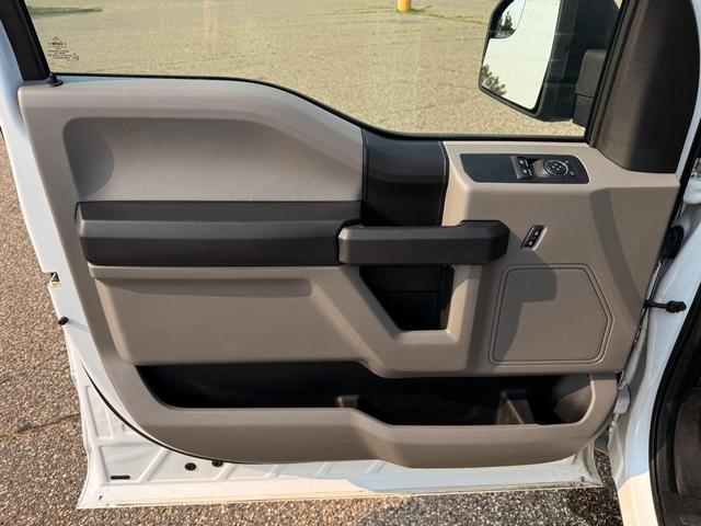 Photo of 2016 White Ford F-150