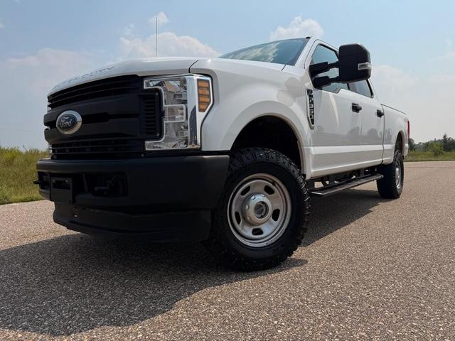 Photo of 2018 White Ford F-350