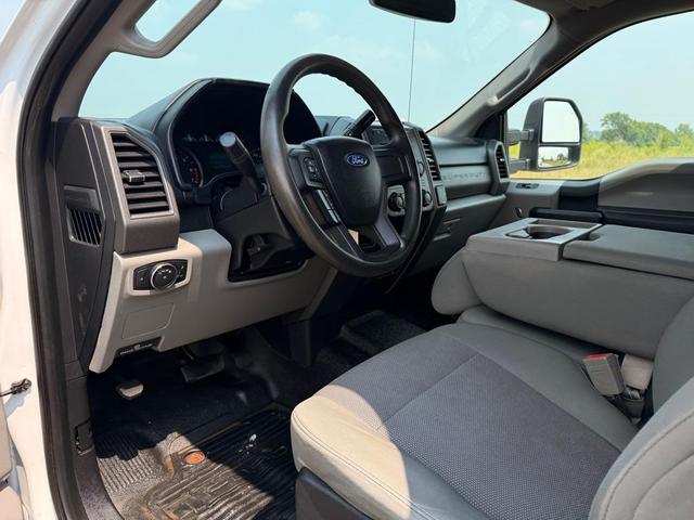 Photo of 2018 White Ford F-350