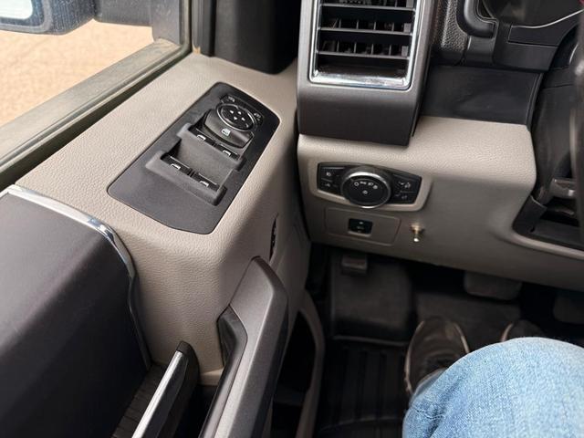 Photo of 2016 Blue Ford F-150