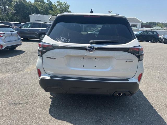 Photo of 2025 Crystal White Pearl Subaru Forester