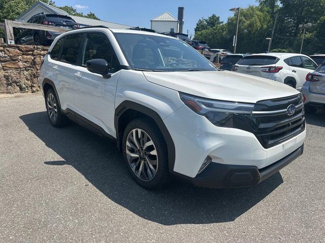 Photo of 2025 Crystal White Pearl Subaru Forester