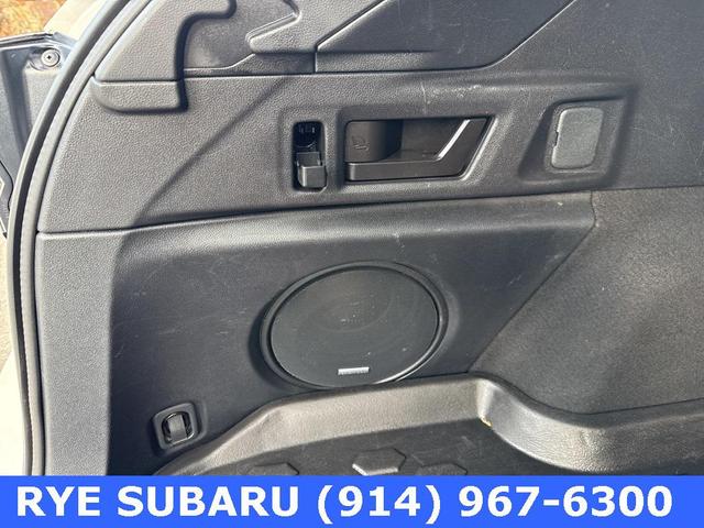 Photo of 2023 Crystal White Pearl Subaru Outback