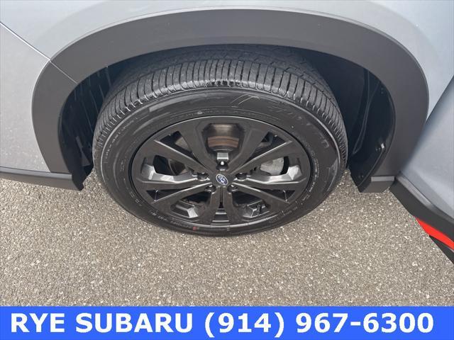 Photo of 2022 Ice Silver Metallic Subaru Forester