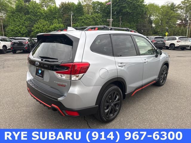 Photo of 2022 Ice Silver Metallic Subaru Forester