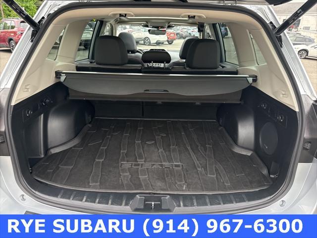 Photo of 2022 Ice Silver Metallic Subaru Forester