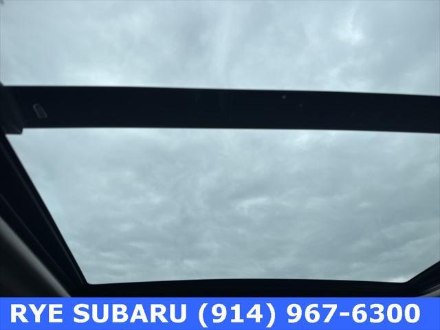 Photo of 2022 Ice Silver Metallic Subaru Forester
