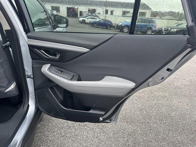 Photo of 2025 Ice Silver Metallic Subaru Outback