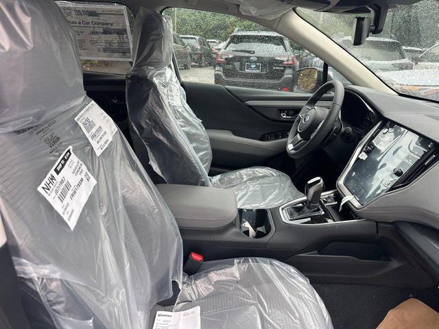 Photo of 2025 Ice Silver Metallic Subaru Outback