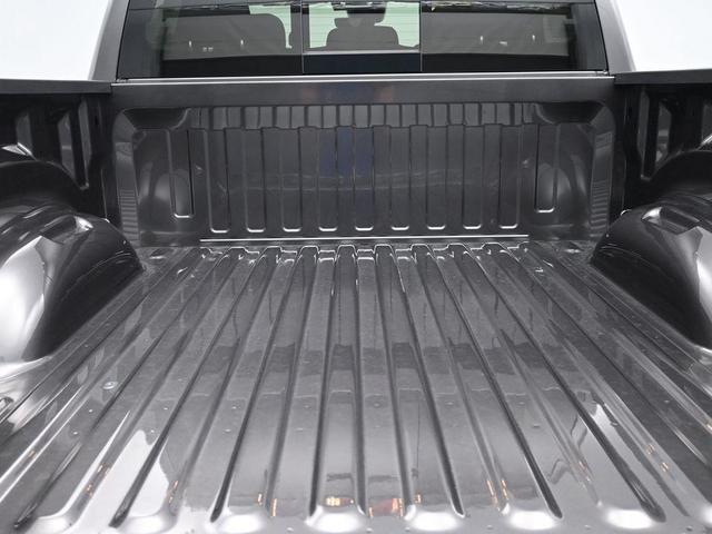 Photo of 2026 Granite Crystal Metallic Clearcoat RAM 1500