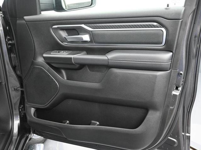 Photo of 2026 Granite Crystal Metallic Clearcoat RAM 1500